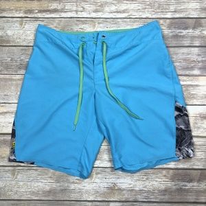 Under Armour Men's Swim Board Shorts Size 32 Blue